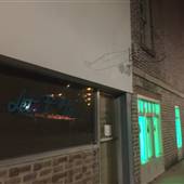 Let It Blo Blow Dry Bar