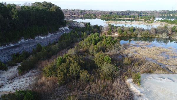 Borrow Pit off 17