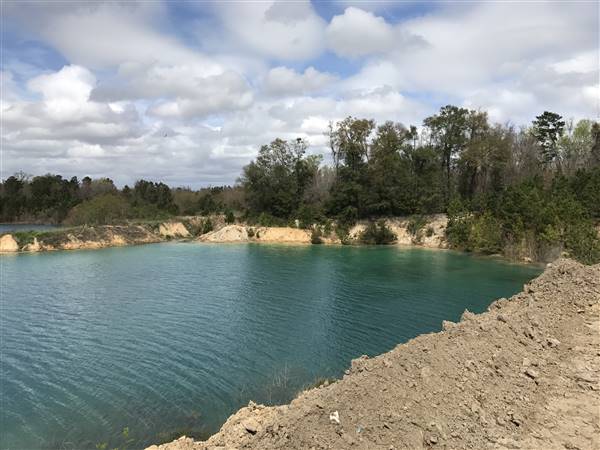 Borrow Pit off 17