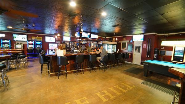 Blueberry Hill Bar And Grill