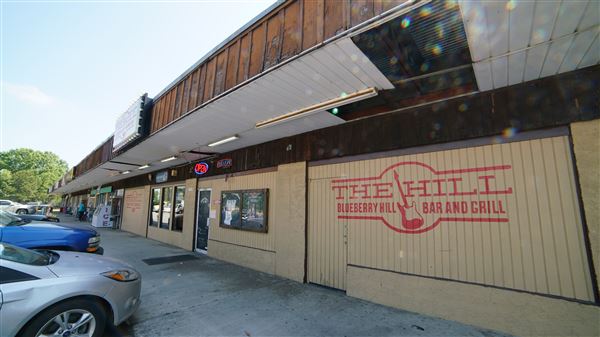 Blueberry Hill Bar And Grill