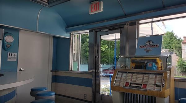 Bobbies Diner