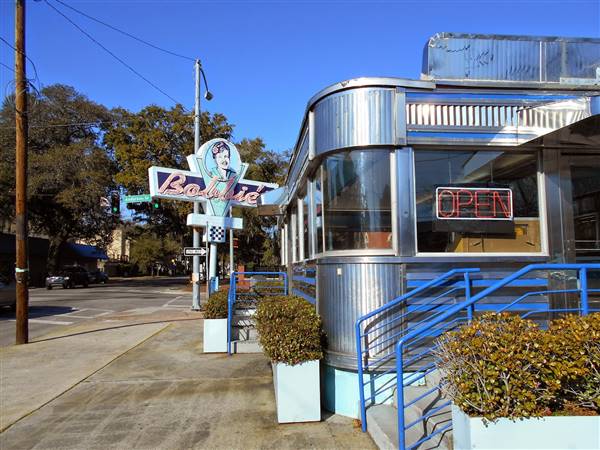 Bobbies Diner