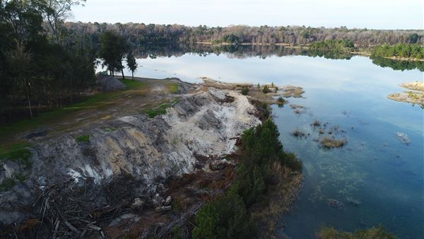 Borrow Pit off 17