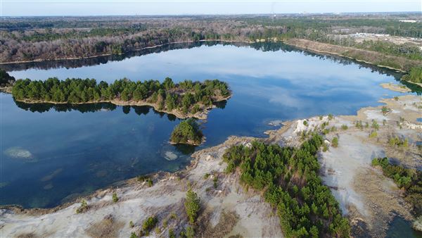 Borrow Pit off 17